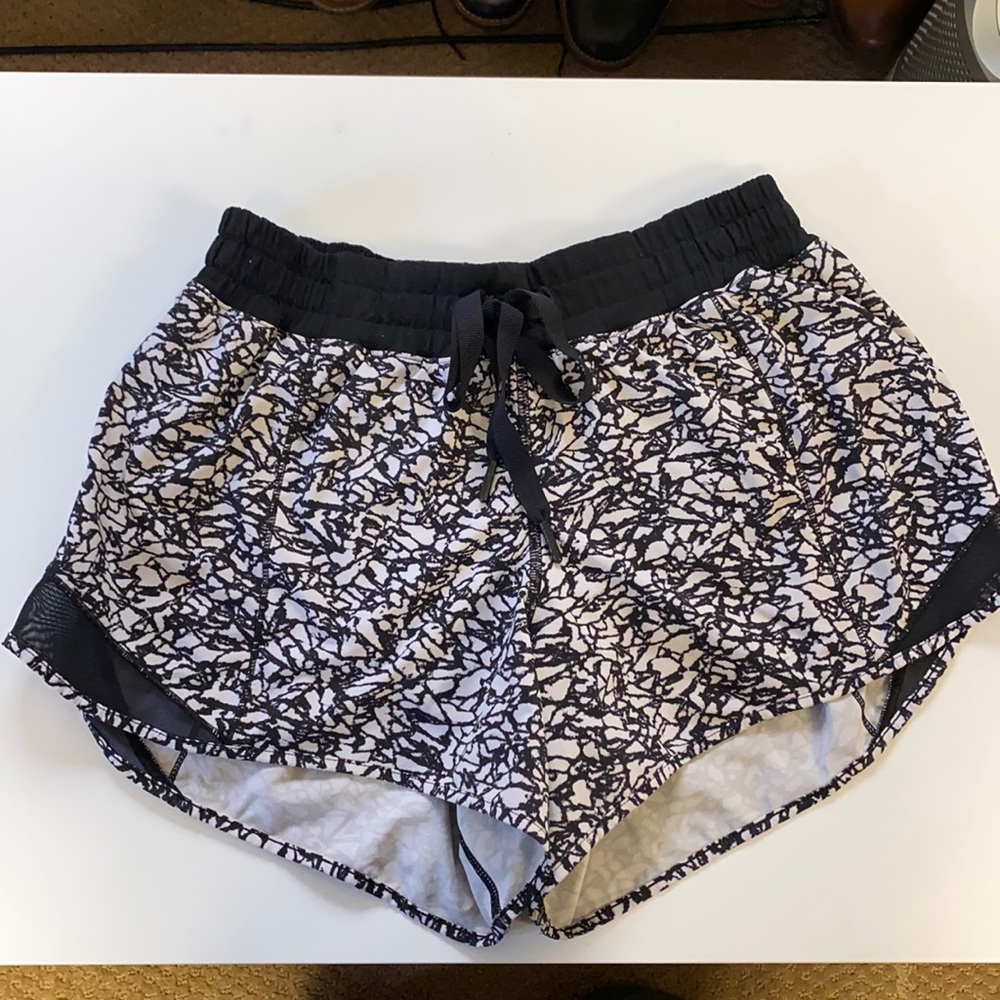 Black and white Lululemon shorts